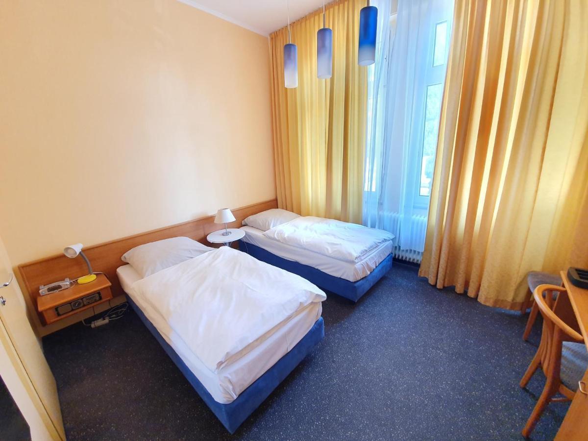 Nonstop Hotel Riedstadt Luaran gambar